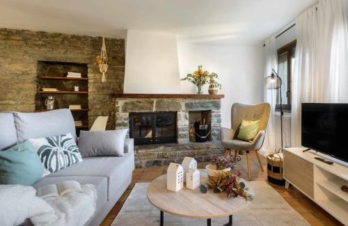 Araguas del Solano Casa | Alojamiento la Atalaya de Araguas