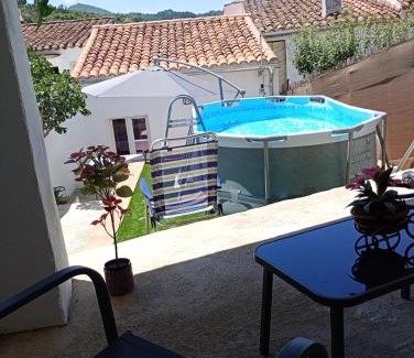 Galaroza Casa | Alojamiento Rural Los Jarritos