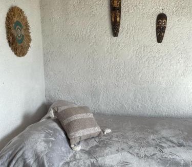 Chuy Apartamento | Alojamiento Sencillo EYO con Baño Privado
