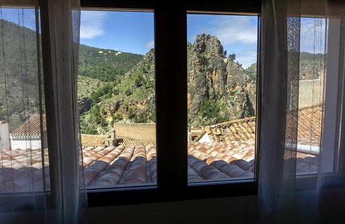 Ayna Casa | Alojamientos Rurales Entre Rocas