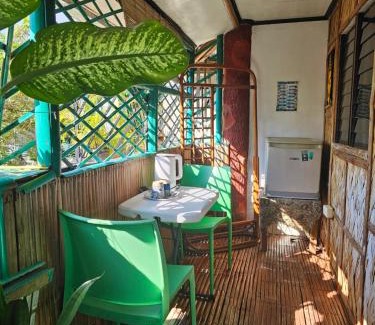 Lucap Cama Y Desayuno | Alona's Traditional Filipino Home near 100 Islands Wharf