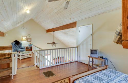 Cullowhee Casa | Along the River Cottage