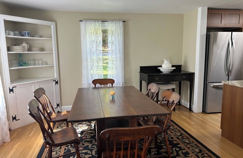 Middlefield Casa | Alongside ski area. Charming house in Middlefield, 2 hrs from NY or Boston