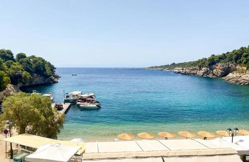 Patitiri Apartamento | Alonissos Beachfront Rooms - Galazia Thea Gems