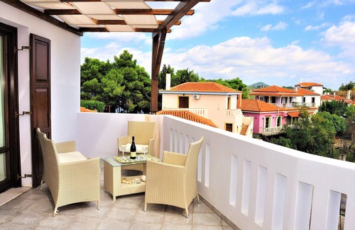 Alonissos Apartamento | Alonissos, Old Village (Hora) maravilloso apartamento con increíbles vistas despejadas al mar