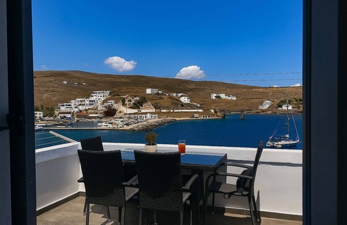 Loutra Apartamento | Alos Seafront Gem - Loutra Seaview Escape