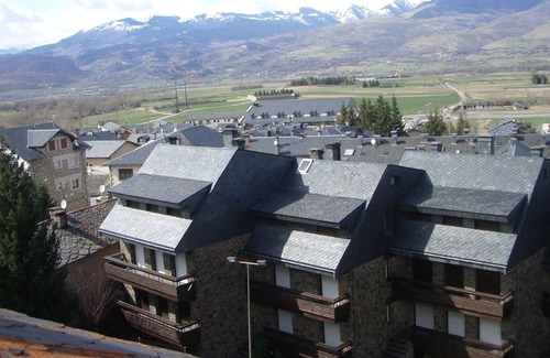 Alp Apartamento | Alp, La Cerdanya, Apartamento con piscina y próximo a pistas de esquí