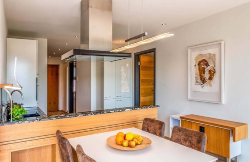 Pelham Apartamento | Alpa-art, 90 m² planta baja, 2 dormitorios, 2 baños