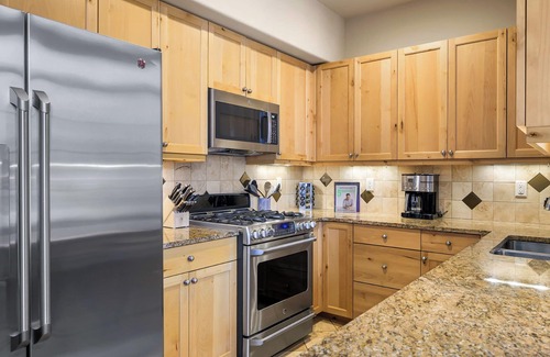 Downtown Steamboat Springs Casa | Alpen Glow Row House 5 | Air Conditioning | Downtown Steamboat