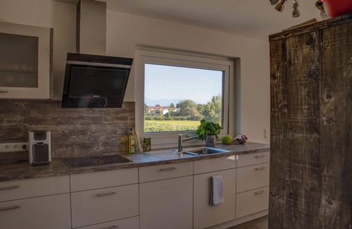Bodolz Apartamento | "Alpenblick 3 - Apartamento vacacional" con vistas a la montaña, Wi-Fi y balcón.