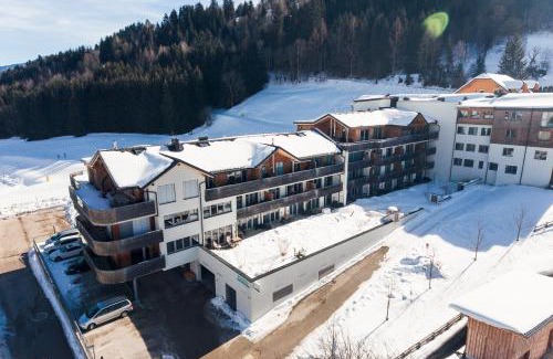 Haus im Ennstal Apartamento | Alpenlodge Haus im Ennstal