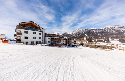 Haus im Ennstal Apartamento | Alpenlodge Haus im Ennstal