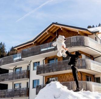 Haus im Ennstal Apartamento | Alpenlodge Haus im Ennstal