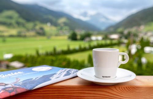 Seblas Hotel | AlpenParks Hotel MONTANA
