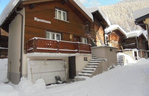 Saas-Balen Apartamento | Alpentraum by Interhome