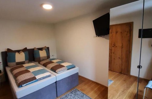 Schroecken Apartamento | Alpha Apartment