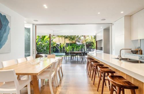 Byron Bay Casa | Alpha Luxe - Pet Friendly Luxury Home and Heated Pool