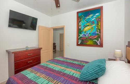 Antoneys Cay Apartamento | Alpha's Place - Unit 3C