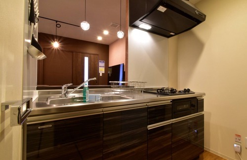 Tokiwa Cho Apartamento | Alphabed Takamatsu Kawaramachi II 101 Special / Takamatsu Kagawa