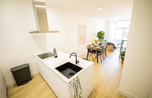 Delfshaven Apartamento | Blissfully 1 Bed Serviced Apartment 53m2 -NB306B-