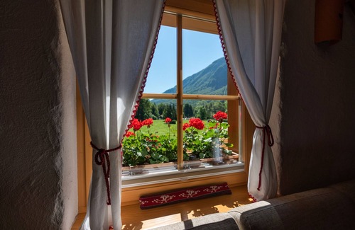 Ukanc Apartamento | ALPIK Chalets - Bohinj - A5 - Duplex Three-Bedroom App - Balcony - Fireplace