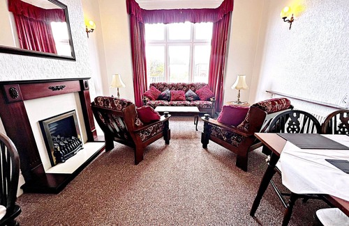 Cleethorpes Casa | Alpin Guest House