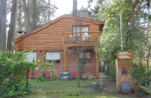 Barrio Bosque Peralta Ramos Cabina | Alpina Cabañas