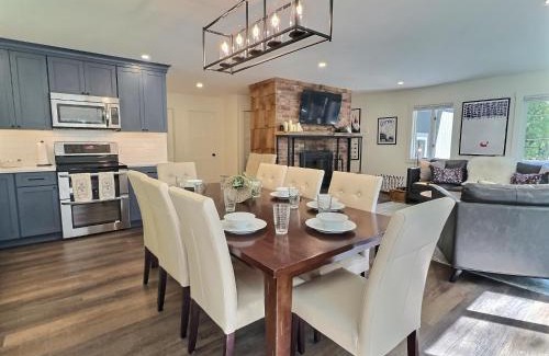 Killington Casa | Alpine Chalet Grill, Fire pit, Pool, Gym, CornHole
