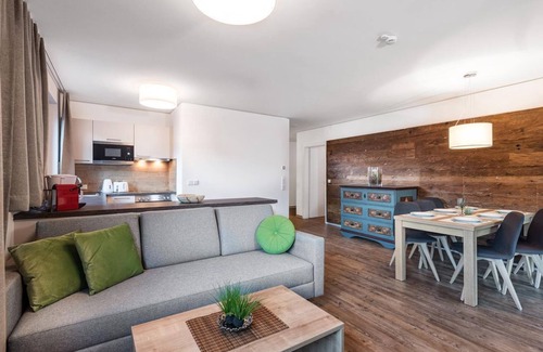 Kaprun Apartamento | Alpine Dreams Breakfast - AlpenParks Hotel & Apartment Orgler