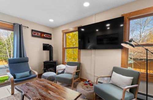 Frisco Casa | Alpine Drive #106B by Summit County Mountain Retreats