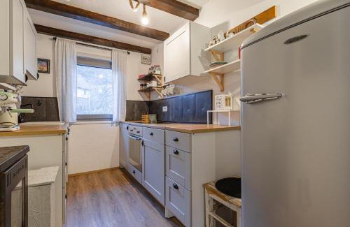 Gorenja Trebusa Apartamento | Alpine House Naturalina - Happy Rentals