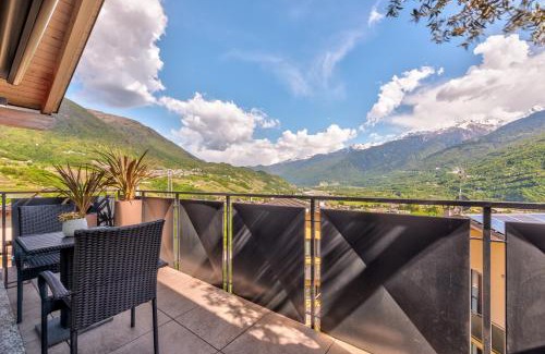 Casacce Apartamento | Alpine Luxury Penthouse - Private Gym & Alps View