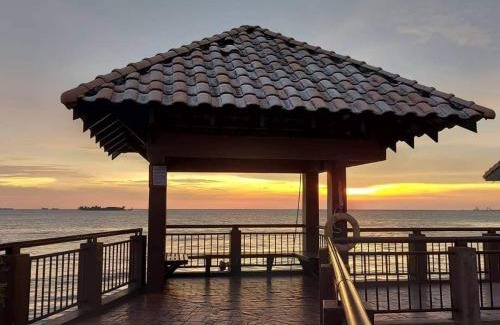 Taman Tanjung Casa | Alpine LXPD Water Chalet