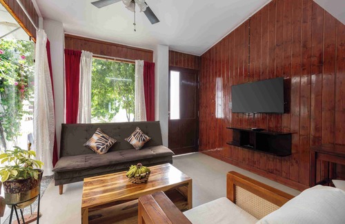 Bullawala Villa | Alpine Manor 3 By Ebony Stays - Premium 4 BHK Villa in Dehradun