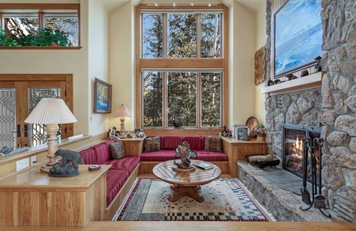 Beaver Creek Casa | ALPINE MANSION, 8BR + LOFT BR SLEEPS 24 HUGE 8000 sq ft EXCLUSIVE BEAVER CREEK!