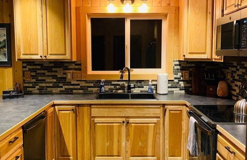 Fritz Creek Cabina | Alpine Meadows Cabin