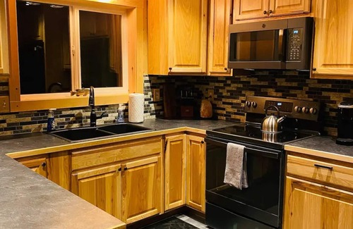 Fritz Creek Cabina | Alpine Meadows Cabin