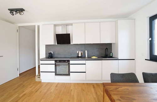 Kreuzegg Apartamento | Apartment with garden and terrace