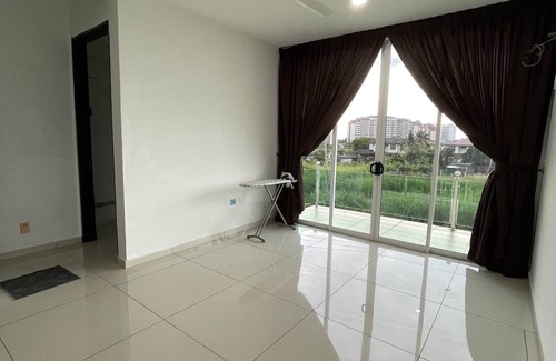 Taman Kiara Casa | Alpine PD Taman Kiara 2 Homestay