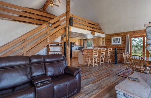 Tetonia Cabina | Alpine Retreat | Teton Views, Steller Skiing, National Parks