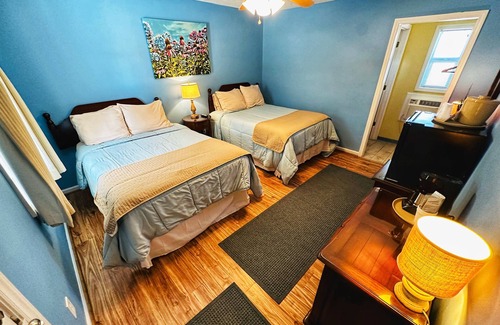 Blowing Rock Hotel | Alpine Village Inn