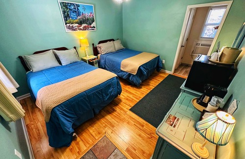 Blowing Rock Hotel | Alpine Village Inn