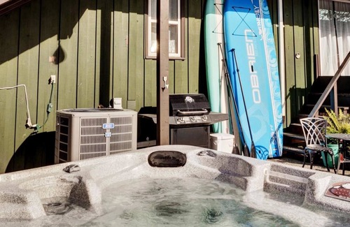 Swansea Point Casa | Alpine Village Resort