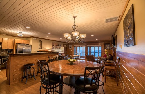 Apple Ridge Cabina | Alpine Vista - Blowing Rock Cabin con bañera de hidromasaje, teatro, sauna, vistas