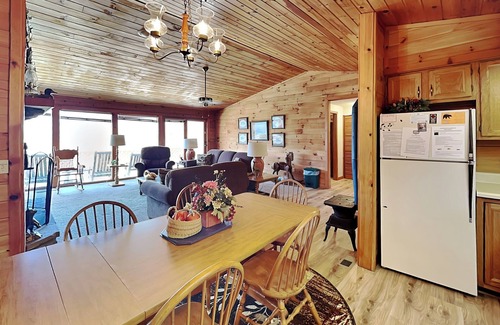 Gatlinburg - Pigeon Forge Cabina | Alpine Windsong
