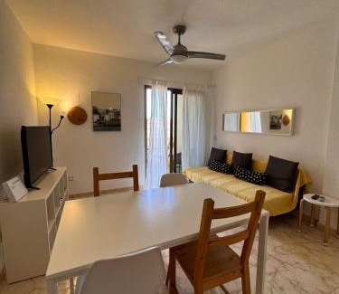 El Medano Apartamento | Alquilaencanarias- Medano Amanecer Cabezo Beach