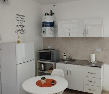 Cinco Saltos Apartamento | Alquiler diario el palmar