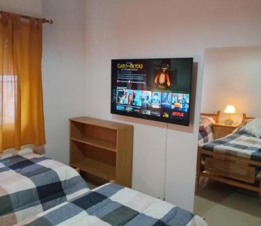 Neuquén Apartamento | Alquiler Familiar, Depto 2 dormitorios, SE PAGA AL LLEGAR, ANTES NO, en planta baja