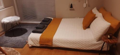 New Cross Apartamento | Alross studio flat/private bathroom