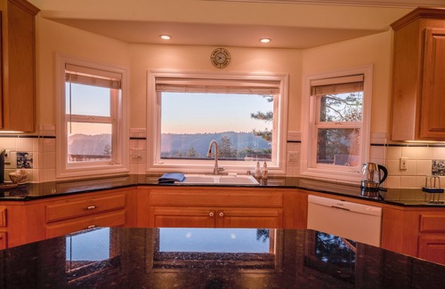Forest Meadows Casa | Alta Vista - Luxury Murphys Home